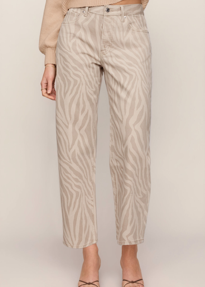 The Off Duty Bowed Ankle Pant