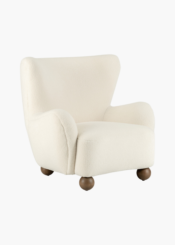 Luca Wingback