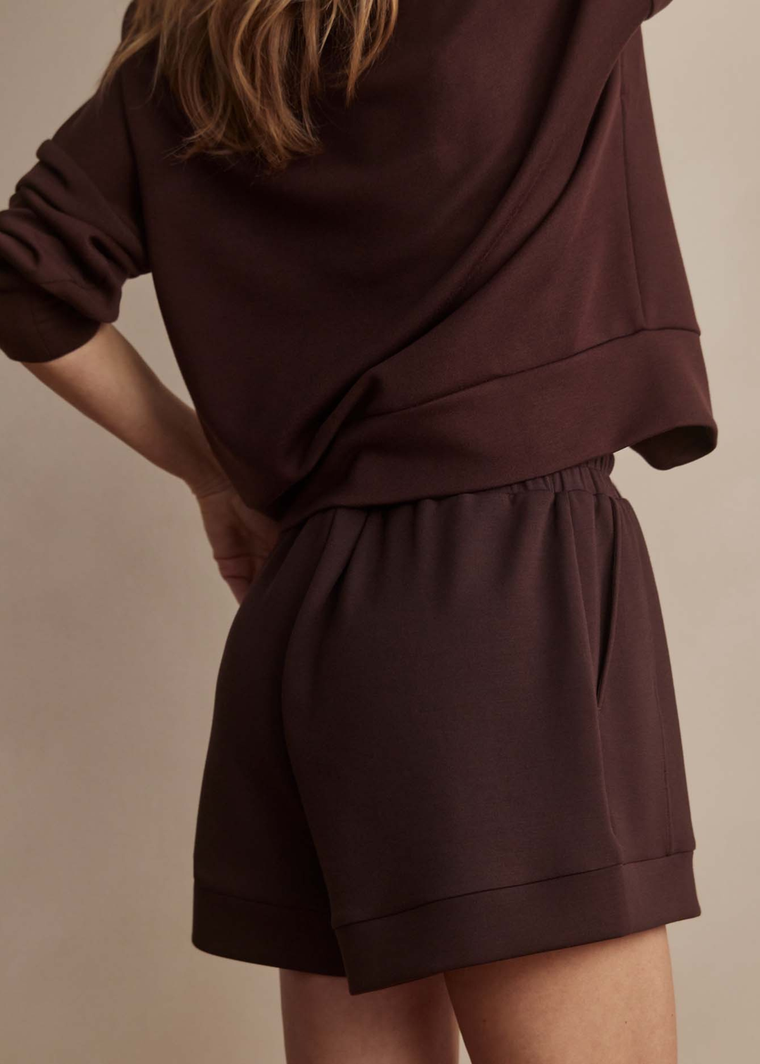 Atrium High Rise Short 4.5