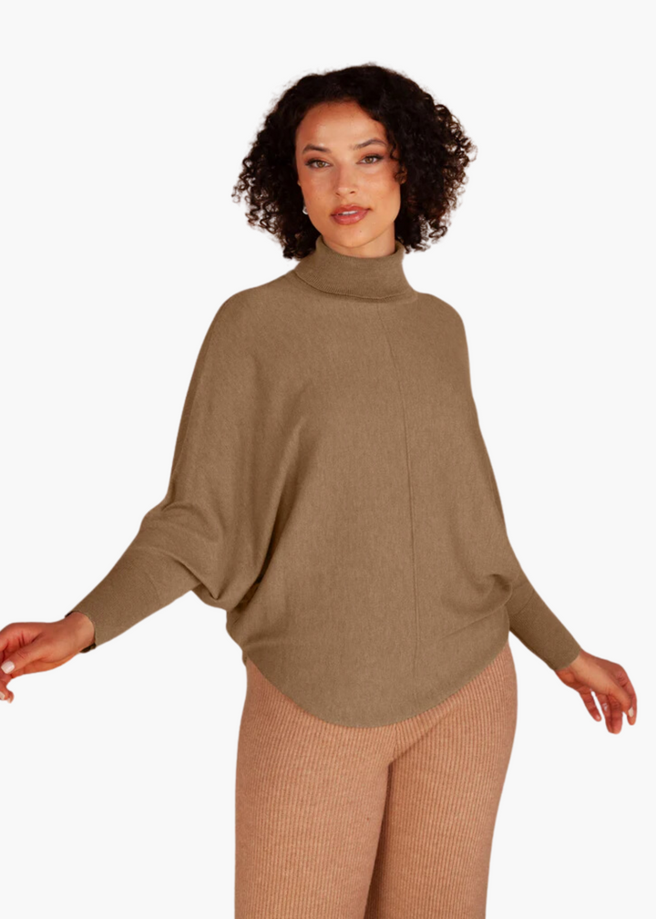 Ryu 'Lin' Turtleneck