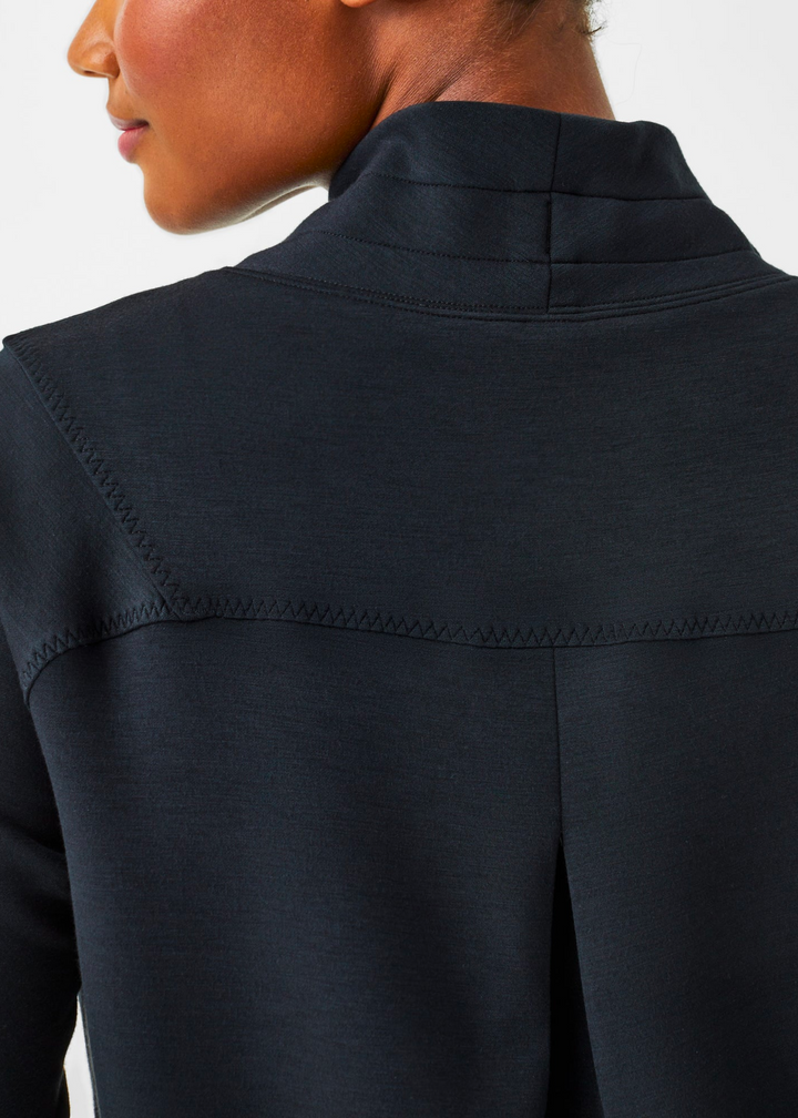 AirEssentials ‘Got-Ya-Covered’ Pullover