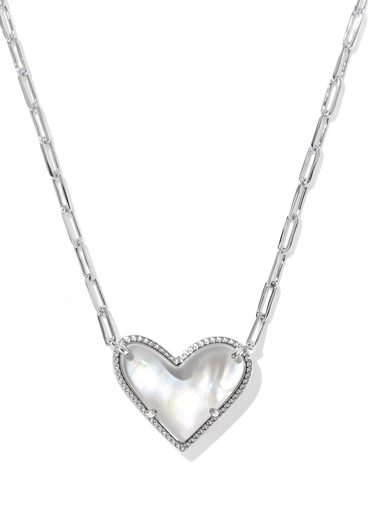 Ari Heart Statement Short Pendant Necklace