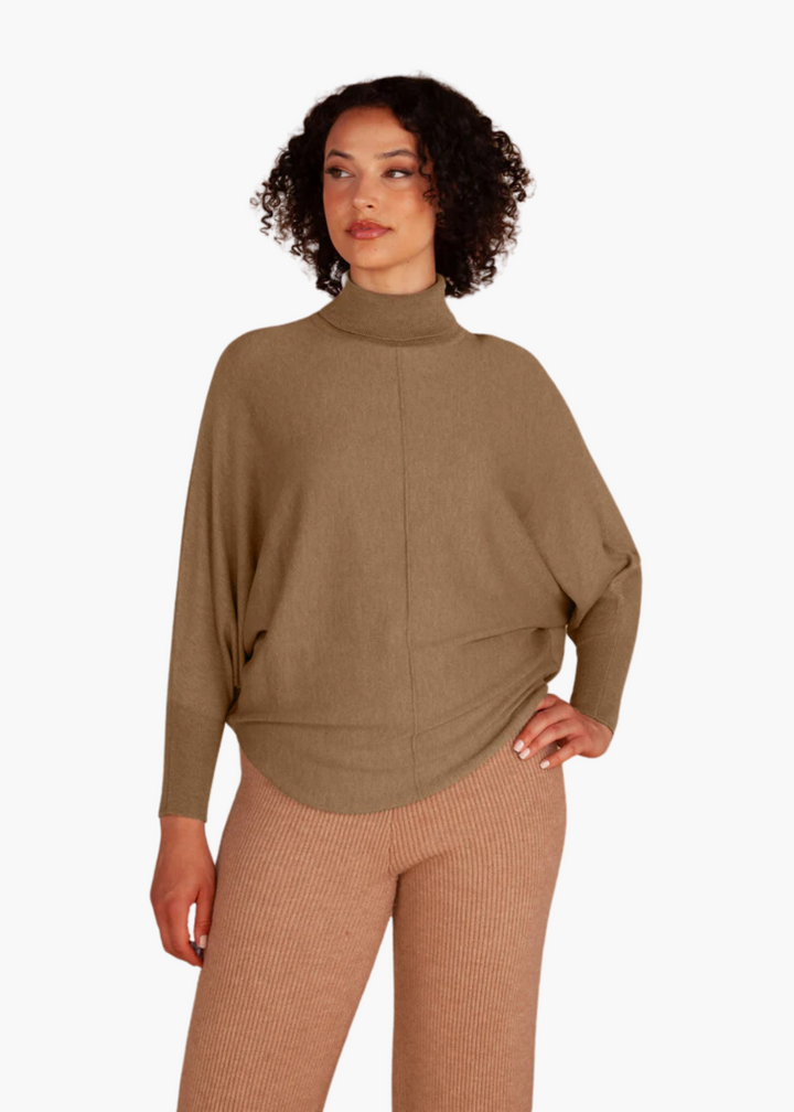 Ryu 'Lin' Turtleneck