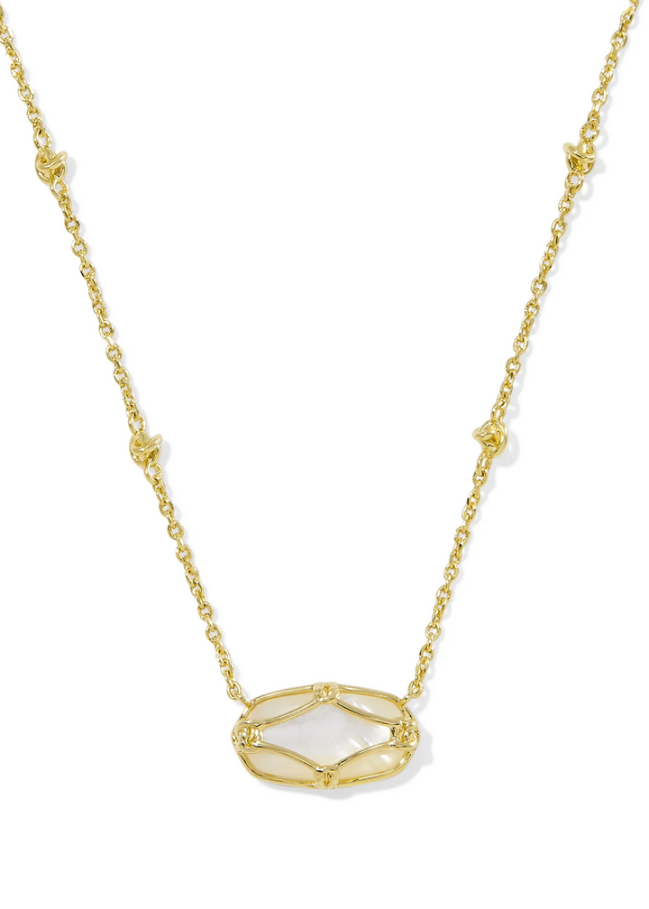 Elisa Lattice Frame Short Pendant Necklace