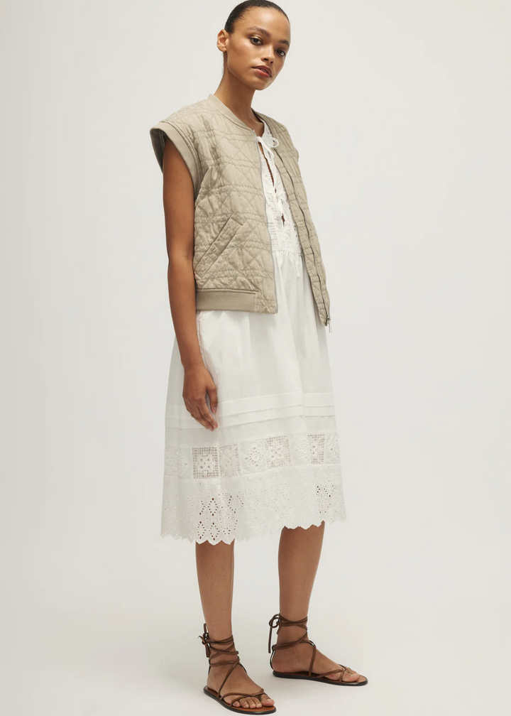 Dario Vest