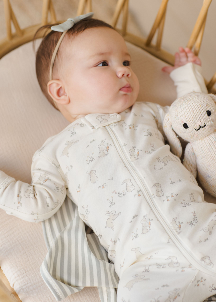 Zip Long Sleeve Sleeper || Bunnies
