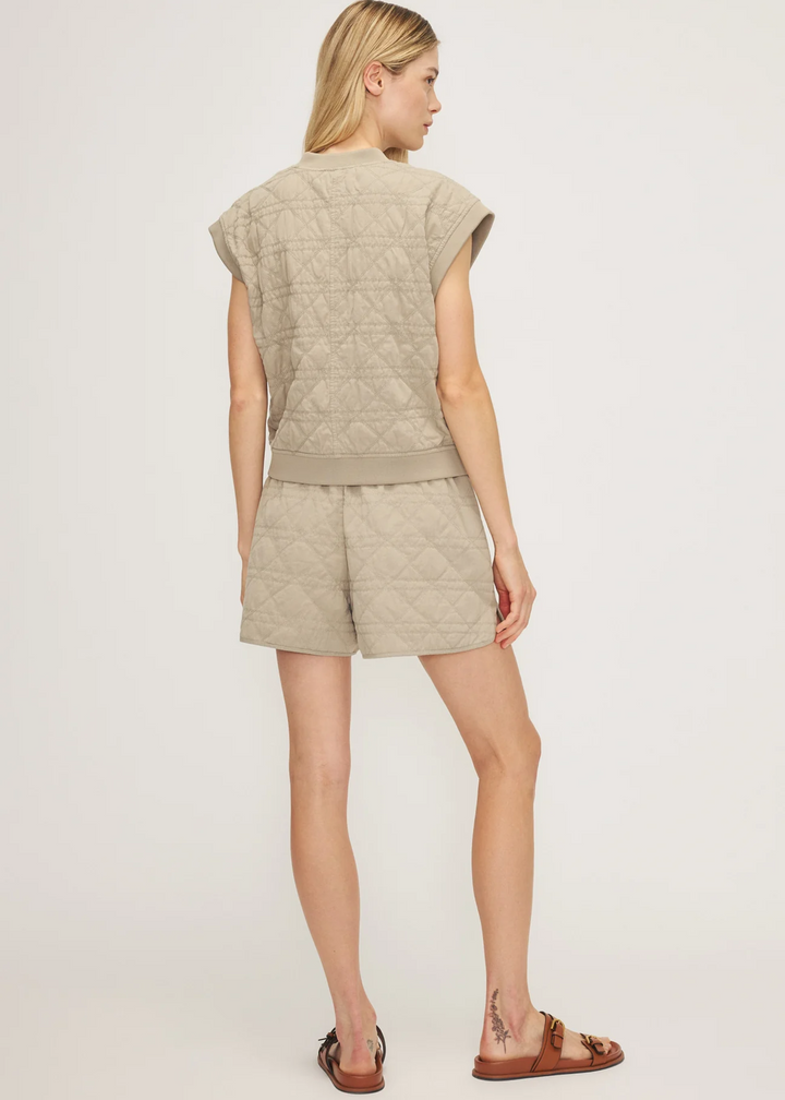 Dario Vest