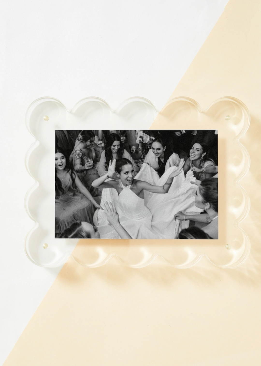 Clear Scallop Picture Frame