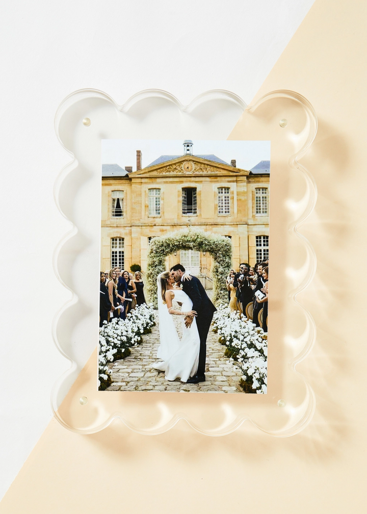 Clear Scallop Picture Frame