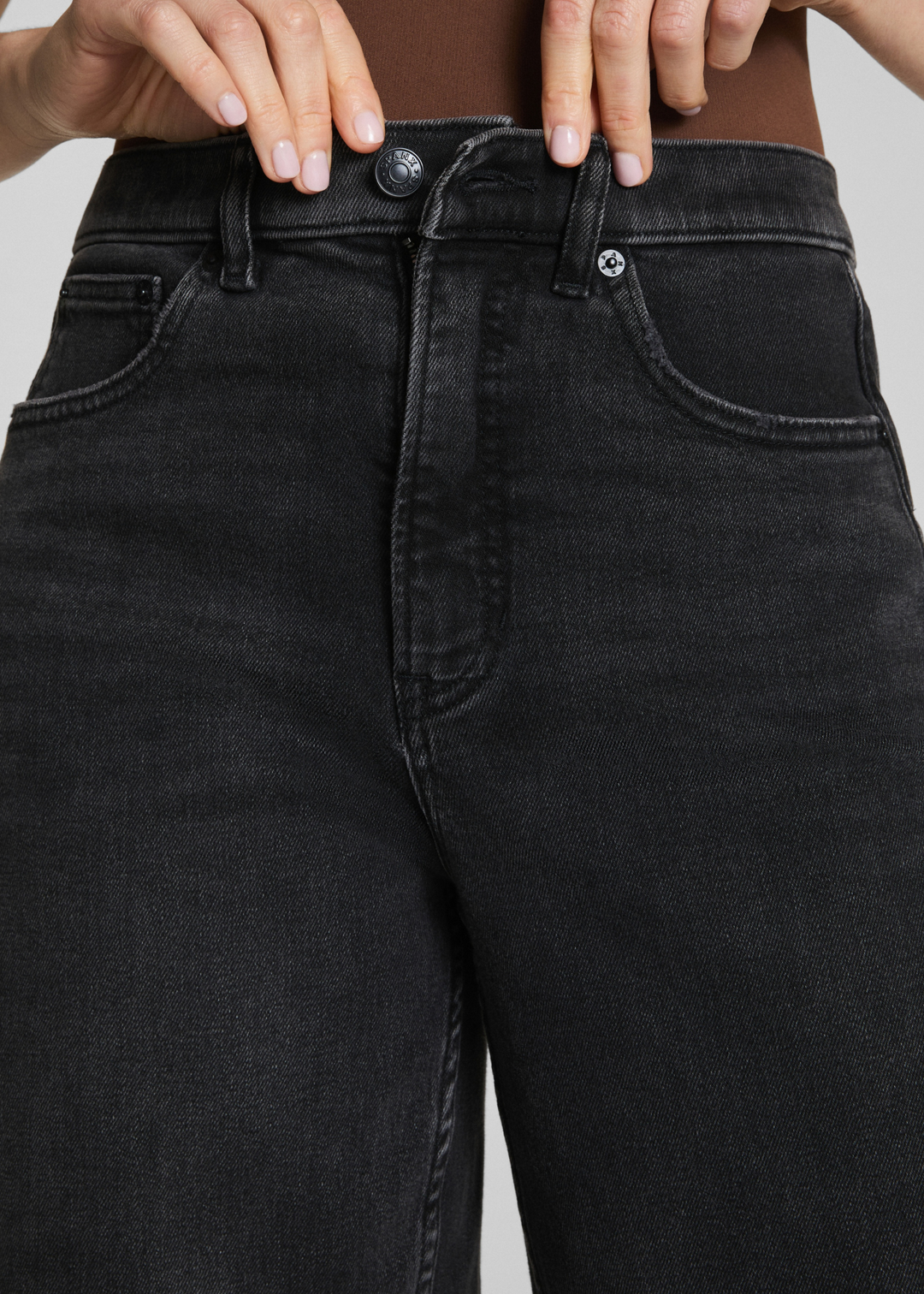SPANXshape™ Authentic 360 Barrel Leg Jeans