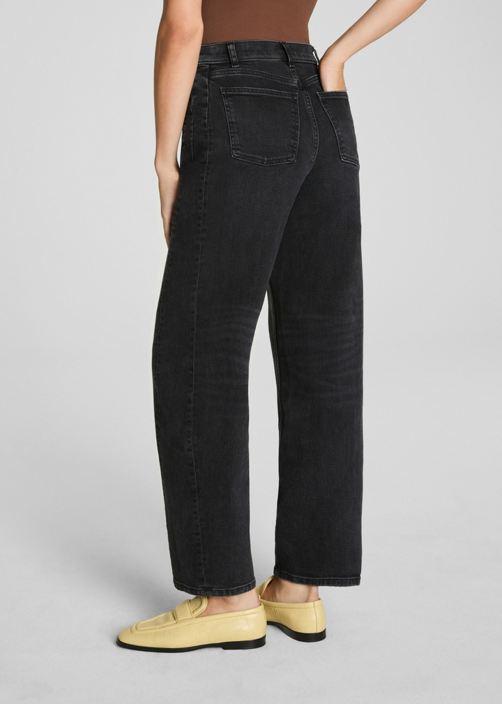 SPANXshape™ Authentic 360 Barrel Leg Jeans