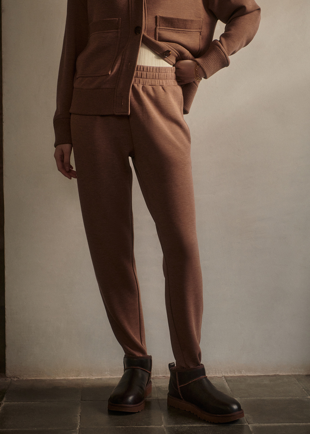 The Slim Zip Hem Pant 26