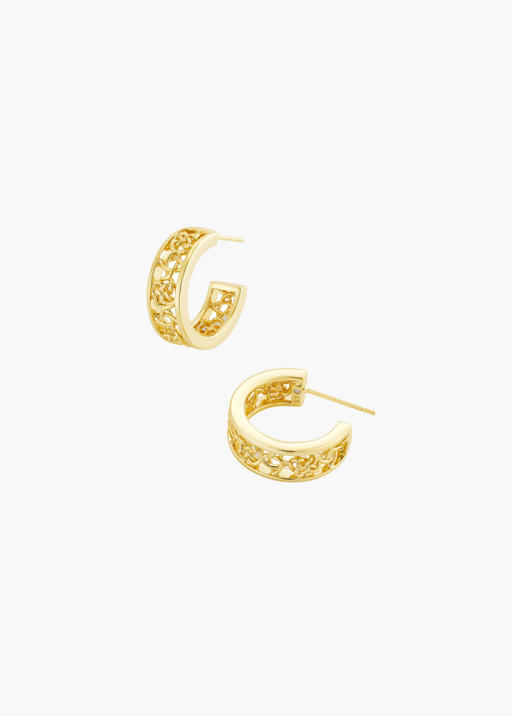 Kelly Huggie Earring
